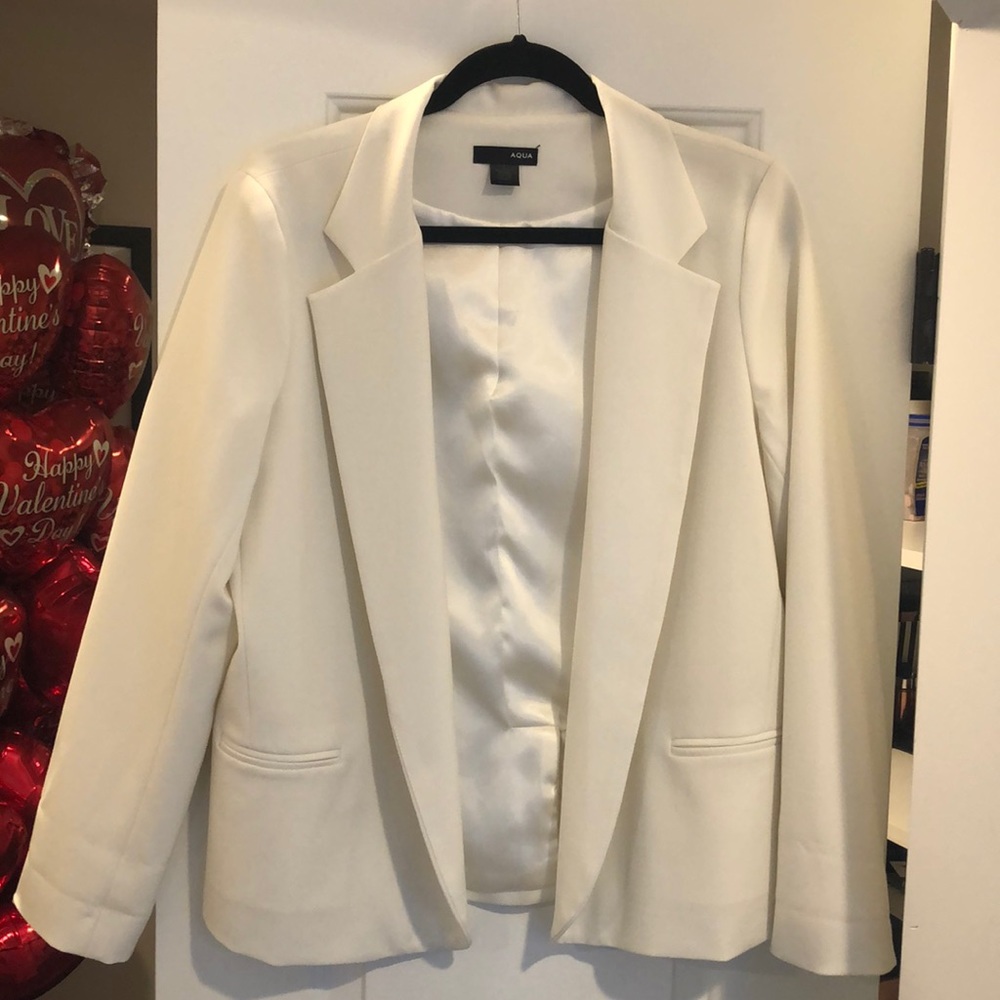 Aqua White Blazer Size large